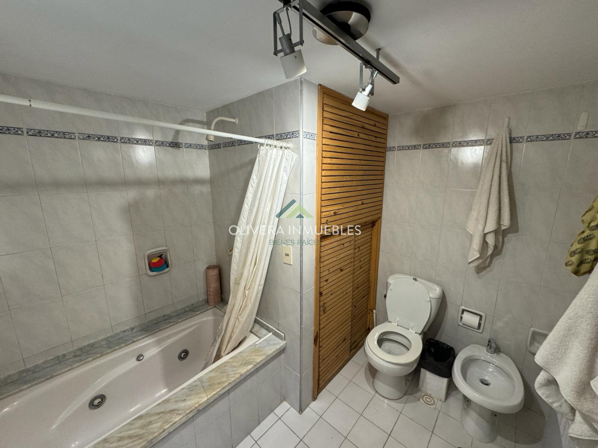 Apartamento ID.9208 - Apartamento en Venta-Punta del Este