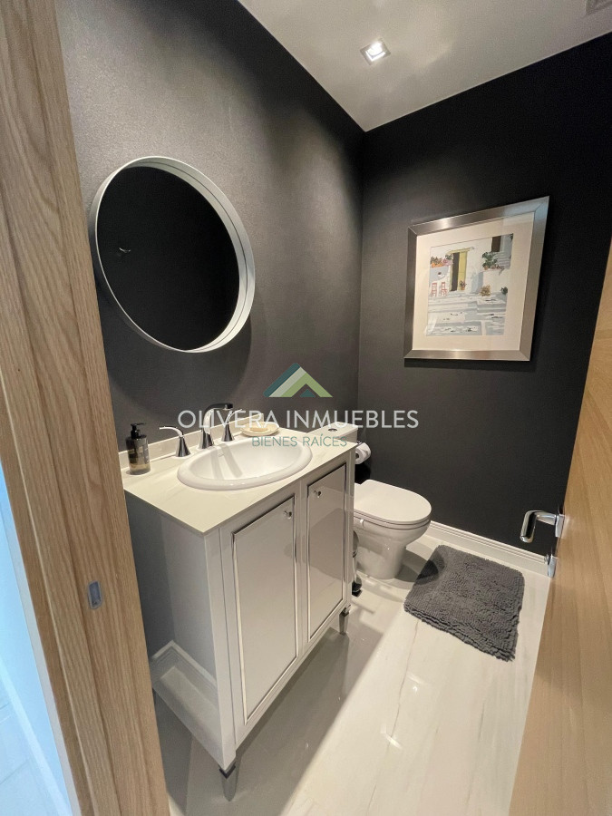 Apartamento ID.12712 - Venta Apartamento 3 dormitorios Fendi Chateau Playa Mansa Punta del Este