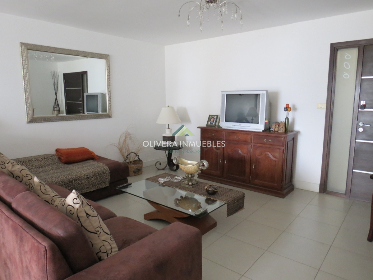 Apartamento ID.5345 - Venta de apartamento 3 dormitorios, full amenities, en uno de los mejores barrios de Punta del Este 