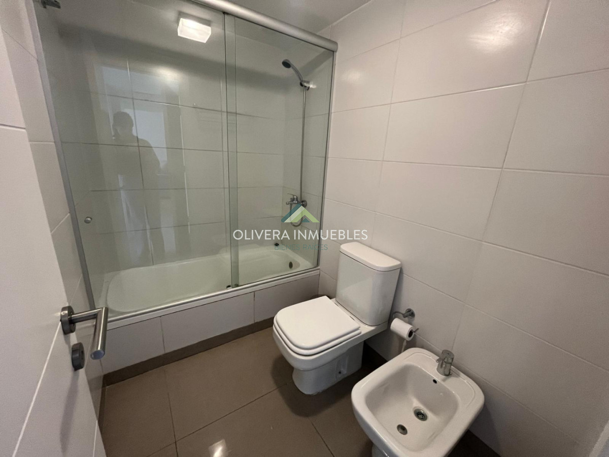 Apartamento ID.13835 - Apartamento en venta con vista a la Brava, Punta del Este