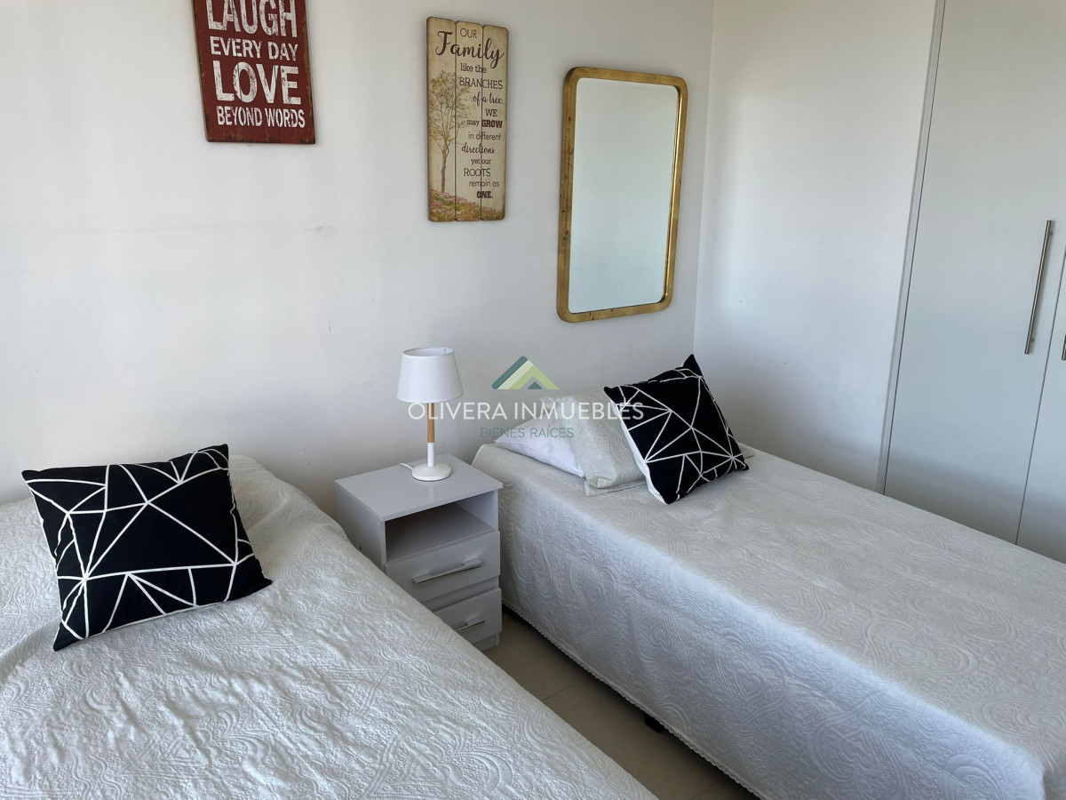 Apartamento ID.7598 - Aparatamento en venta de 2 dormitorios con vista al mar,