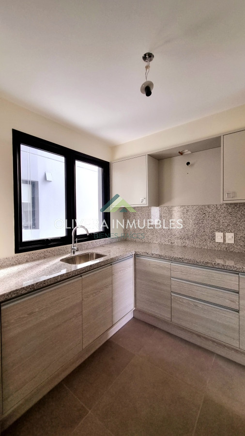 Apartamento ID.10528 - Venta de apartamentos de 2 dormitorios, en excelente ubicación, 