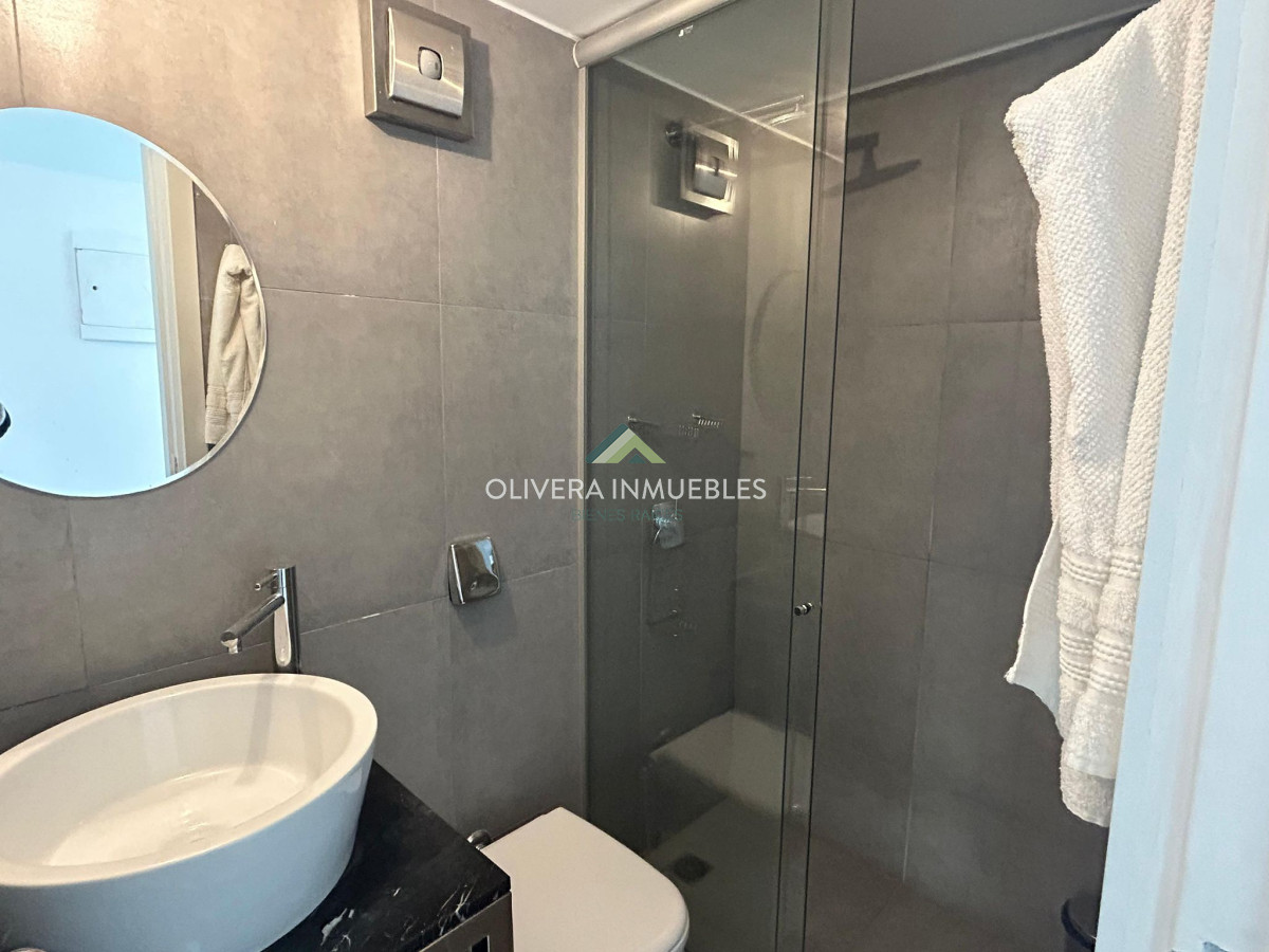 Apartamento ID.11853 - Apartamento de 2 Dormitorios en venta en edificio Yoo