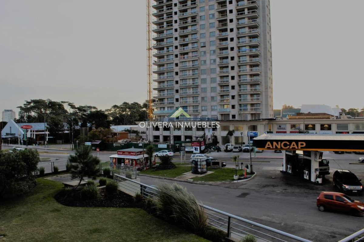 Apartamento ID.6933 - Departamento dos dormitorios en alquiler.