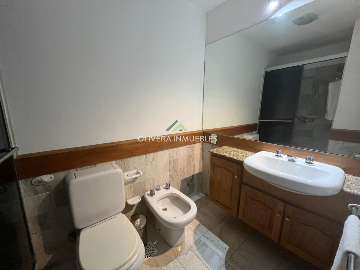 Apartamento ID.13840 - Apartamento en venta a metros del mar, Punta del Este