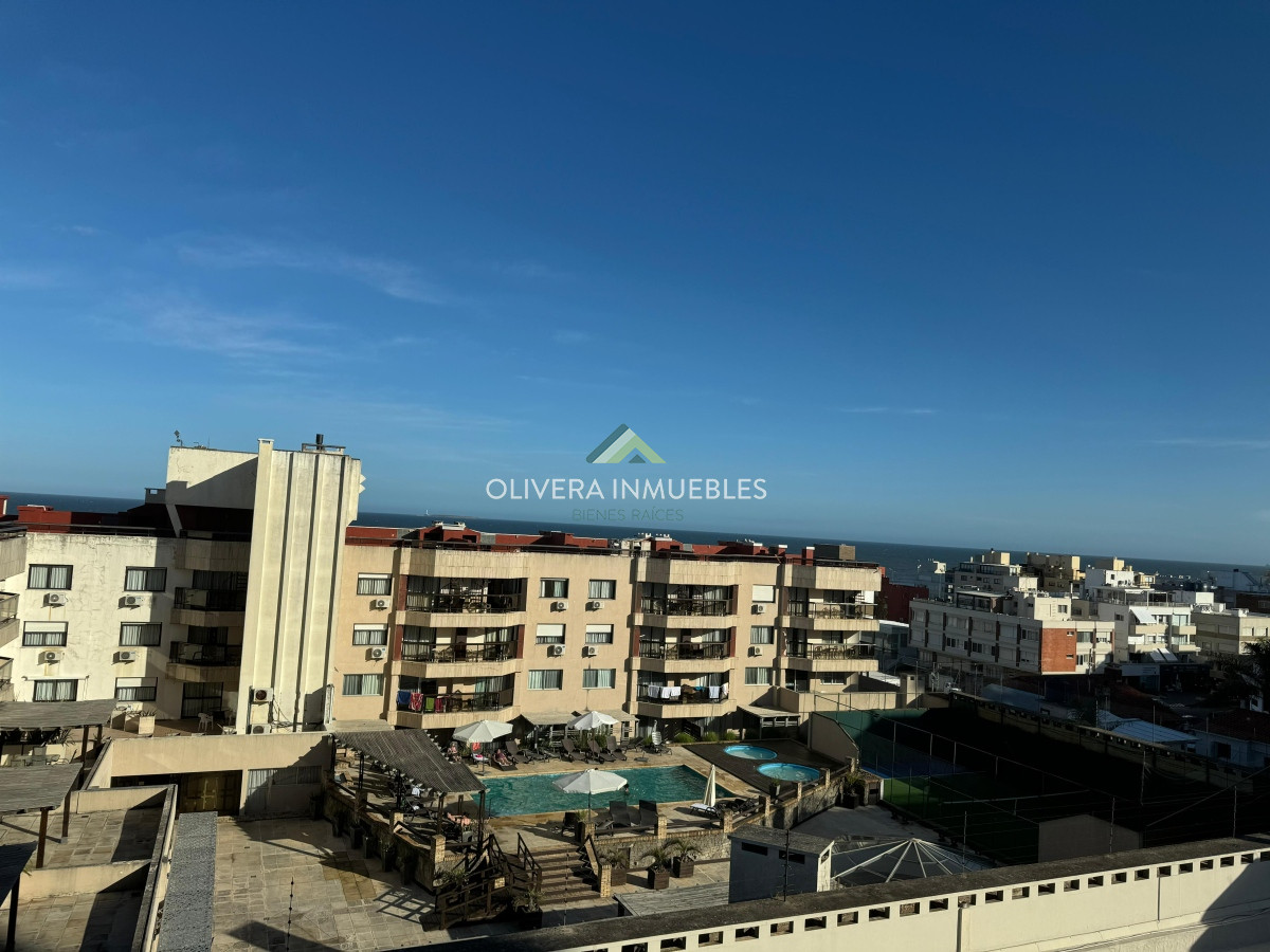 Apartamento ID.11465 - Apartamento en venta de 1 dormitorio y medio en Punta del Este
