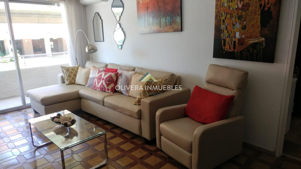 Apartamento ID.8461 - Apartamento en venta de 2 dormitorios