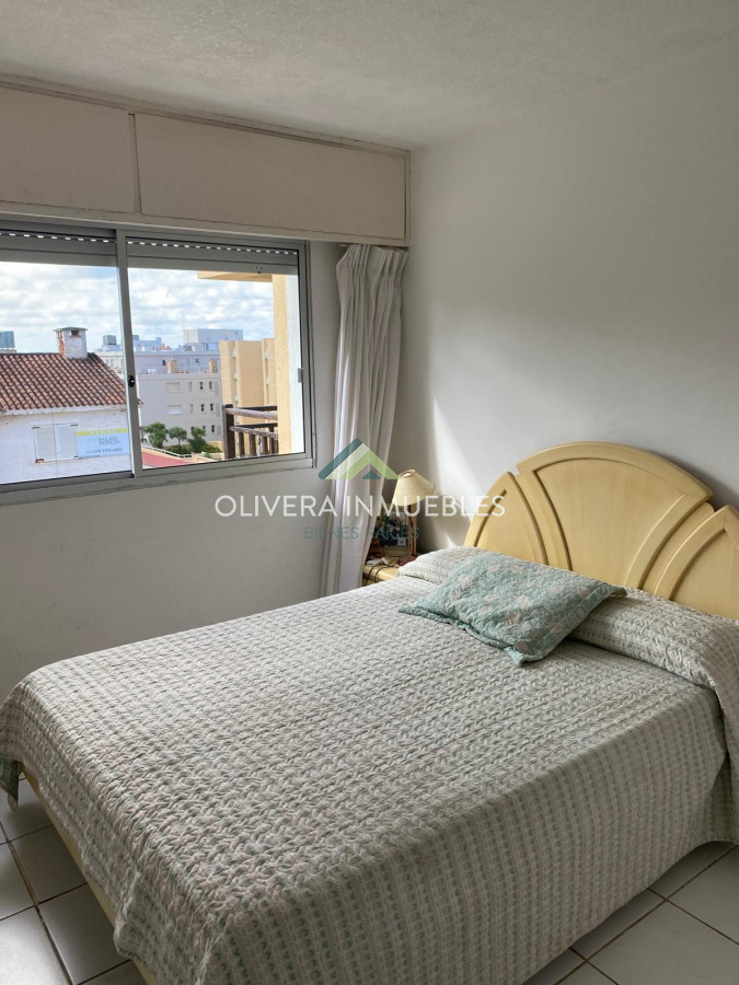 Apartamento ID.11989 - Apartamento en venta 2 dormitorios con vista al mar, Punta del Este