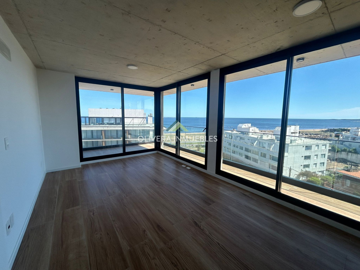 Apartamento ID.12778 - Apartamento en venta 2 dormitorios Playa Mansa Punta del Este 