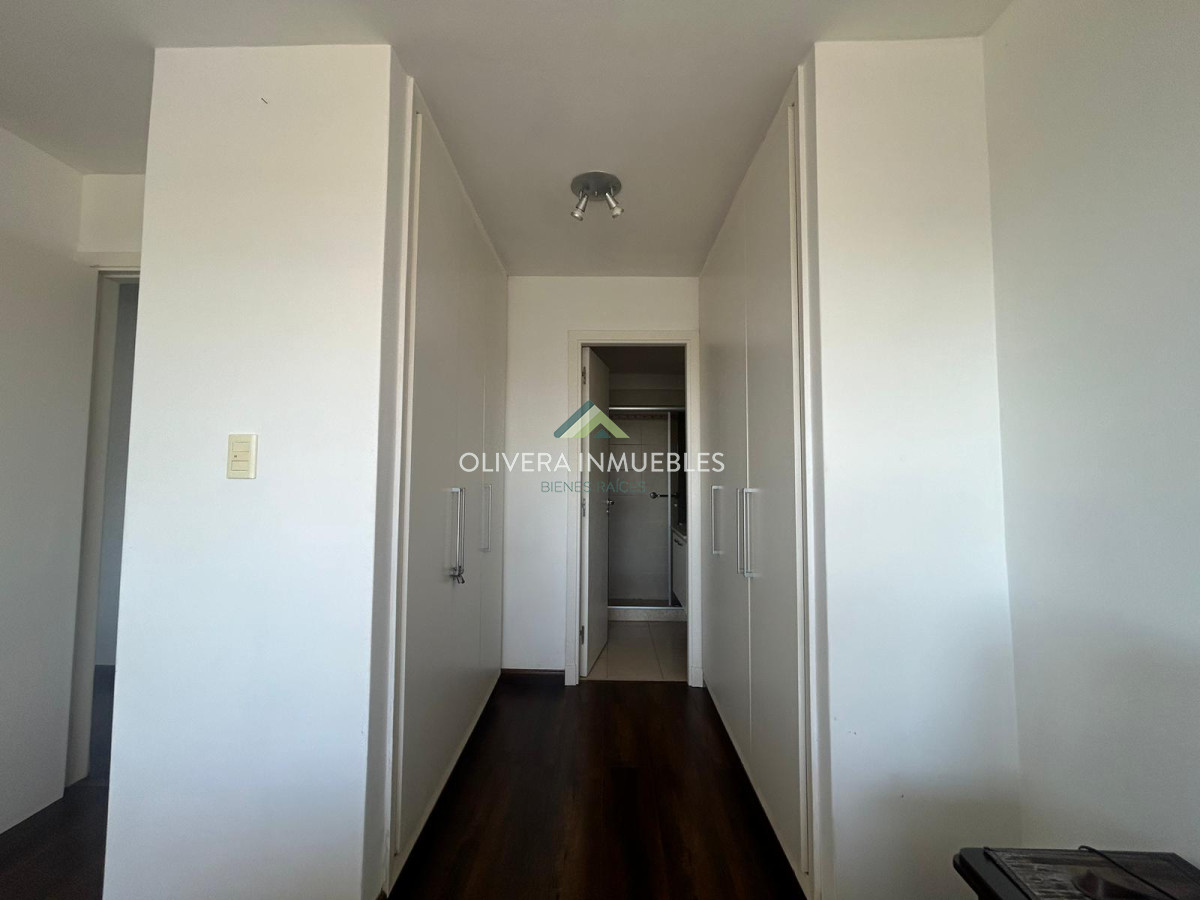 Apartamento ID.12921 - Apartamento en venta 2 dormitorios en Punta del Este 