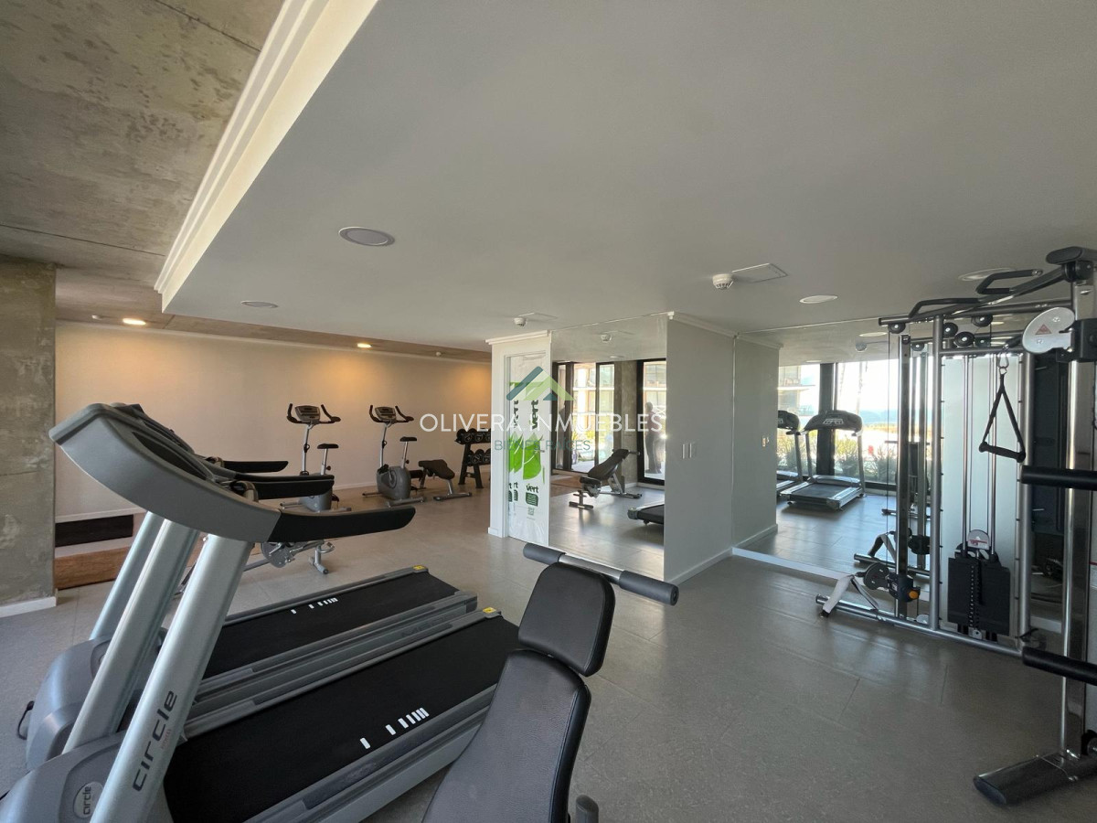 Apartamento ID.11435 - Apartamento en venta, alquiler anual o alquiler de verano  de 2 dormitorio en Playa Mansa, Punta del Este