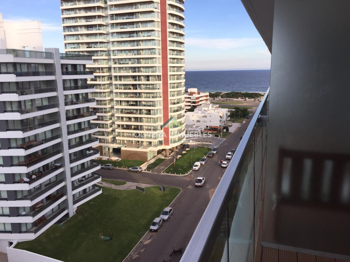 Apartamento ID.5022 - Apartamento en venta-Chronos Punta del Este