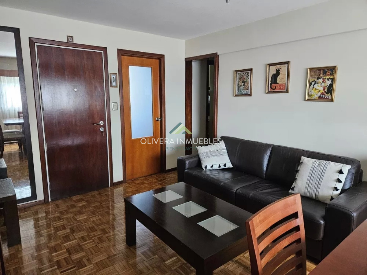 Apartamento ID.12253 - Venta Apto 2 Dormitorios y Cochera Pocitos