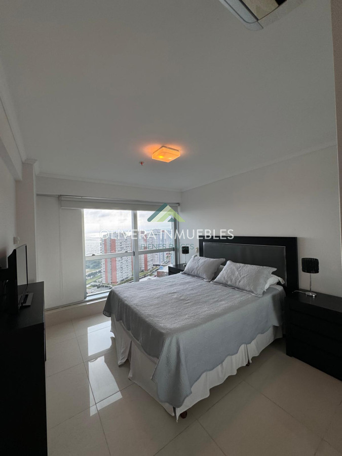 Apartamento ID.12685 - Apartamento en venta de 2 dormitorios en edificio Miami Boulevard