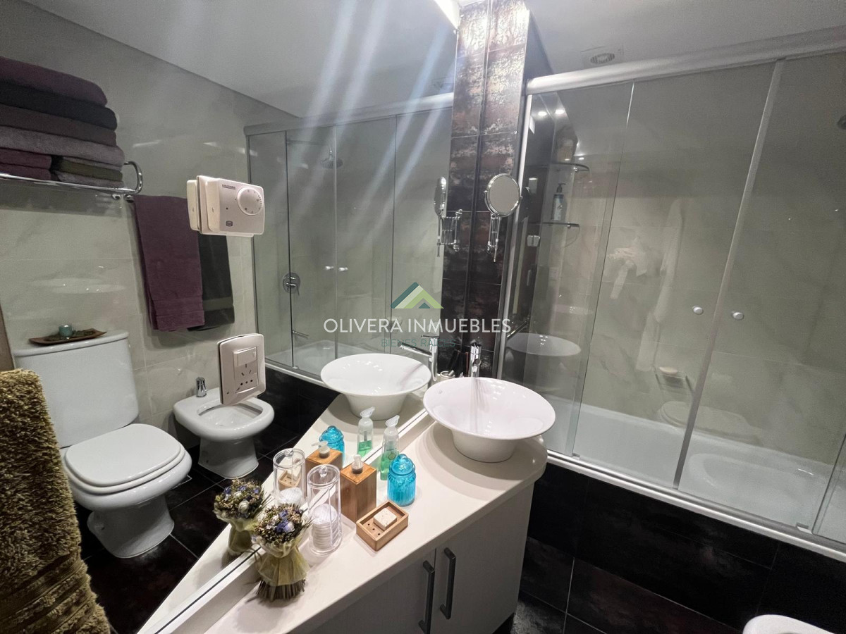 Apartamento ID.13713 - Apartamento en venta a pasos del mar, Punta del Este