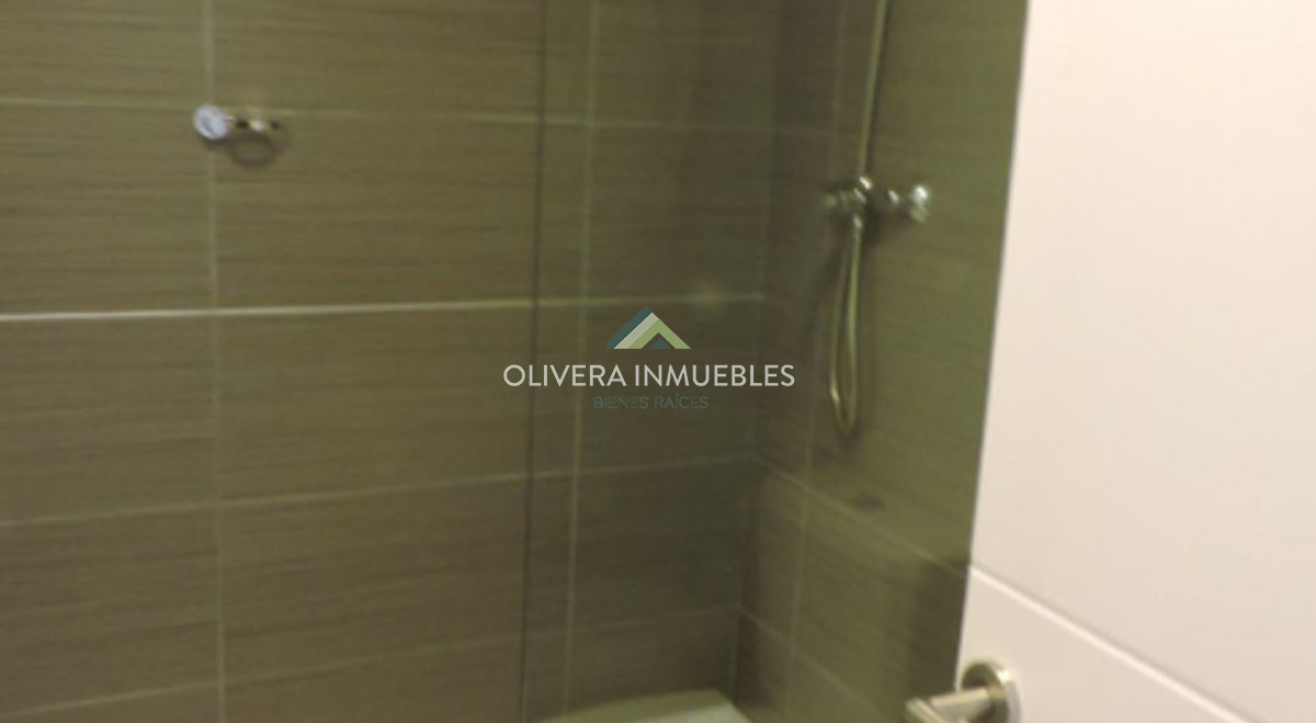 Apartamento ID.3885 - Venta apartamento de 2 dormitorios, Punta del Este!!!