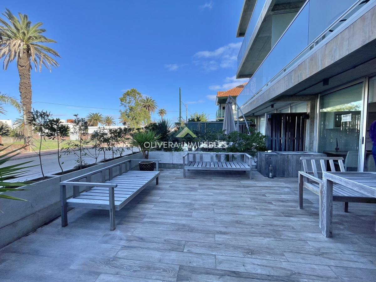 Apartamento ID.10017 - VENTA DE APARTAMENTO DE 1 DORMITORIO EN PENISULA PUNTA DEL ESTE