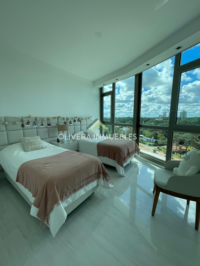 Apartamento ID.12712 - Venta Apartamento 3 dormitorios Fendi Chateau Playa Mansa Punta del Este