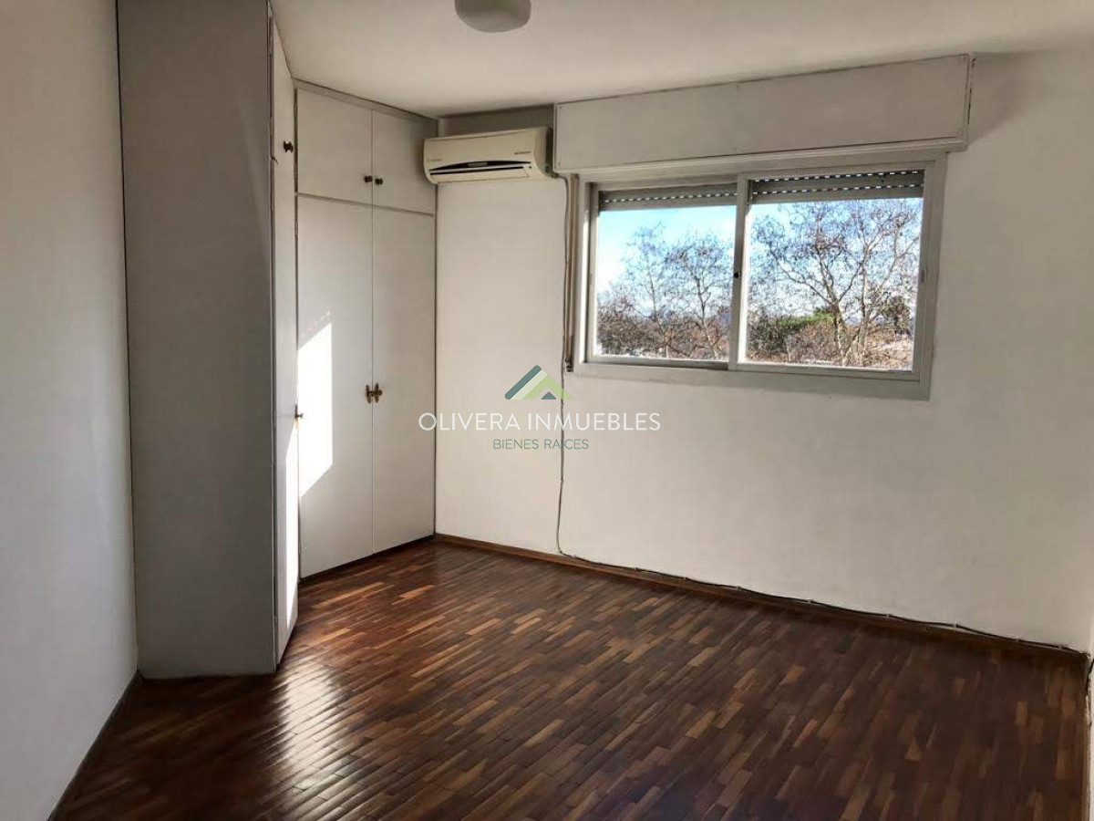 Apartamento ID.12548 - Apartamento en venta 3 dormitorios, acepta Banco.