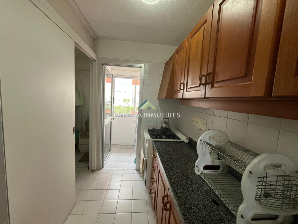 Apartamento ID.13840 - Apartamento en venta a metros del mar, Punta del Este