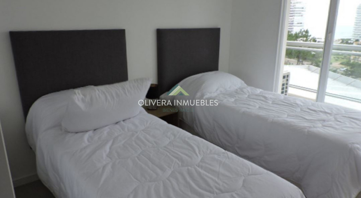 Apartamento ID.3885 - Venta apartamento de 2 dormitorios, Punta del Este!!!