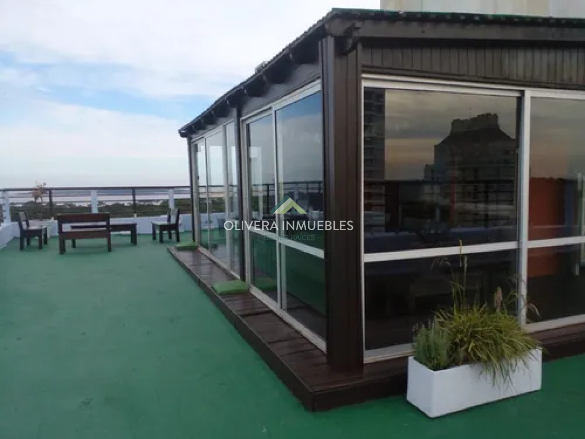 Apartamento ID.13553 - Alquiler anual sobre Roosevelt