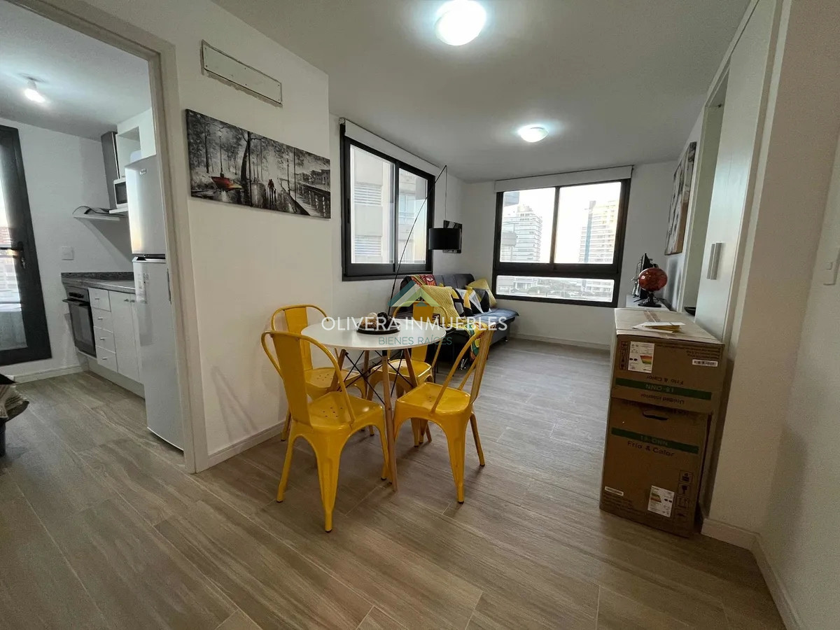Apartamento ID.9054 - Apartamento en Venta,Punta del Este