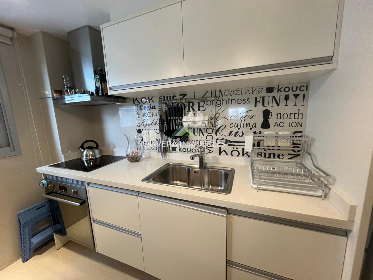 Apartamento ID.13713 - Apartamento en venta a pasos del mar, Punta del Este