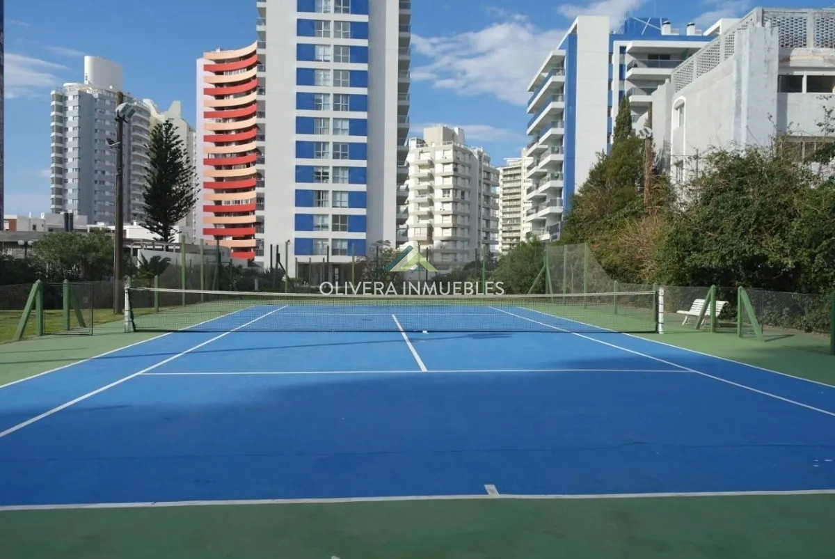 Apartamento ID.9208 - Apartamento en Venta-Punta del Este