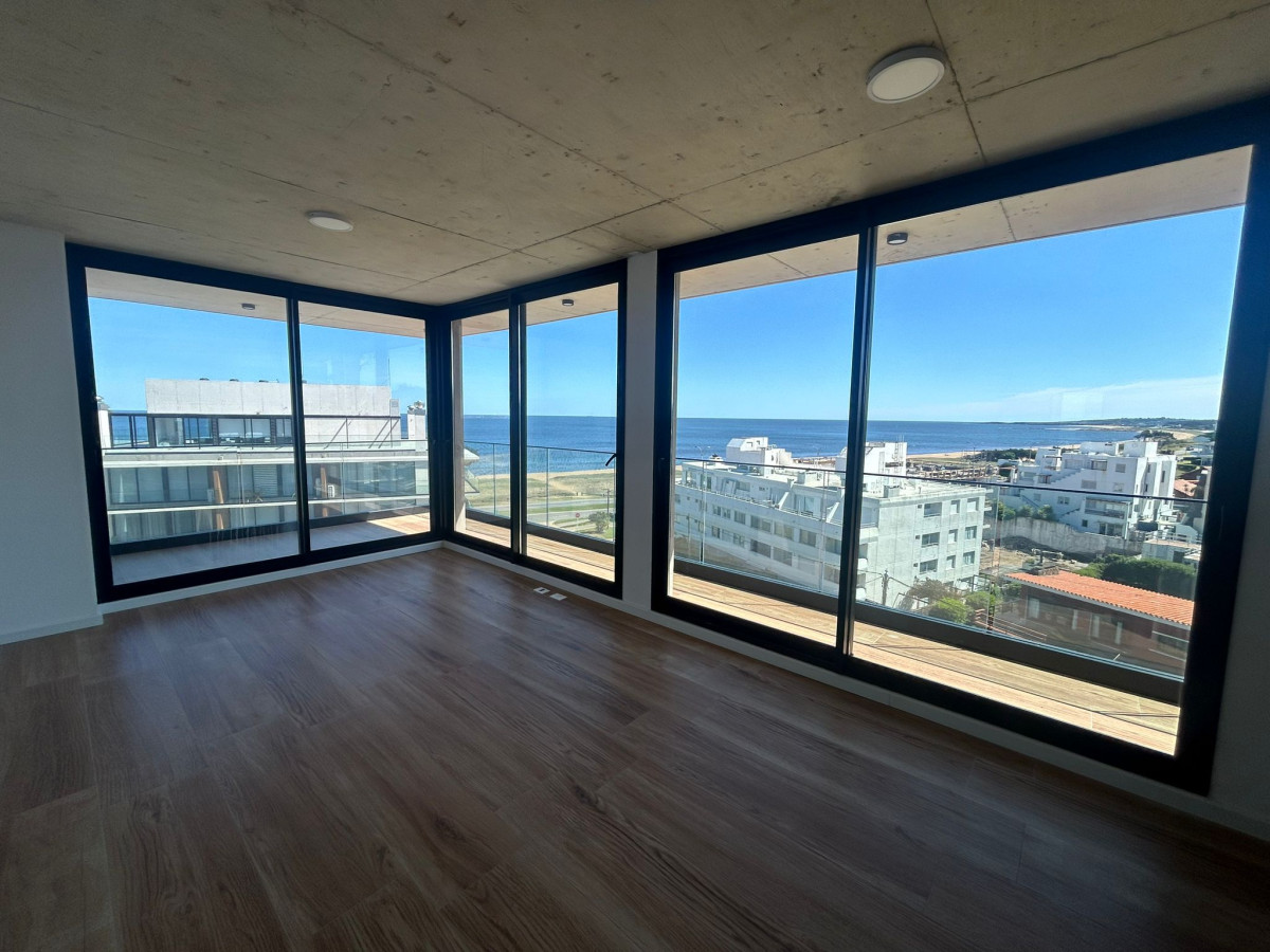 Apartamento en venta 2 dormitorios Playa Mansa Punta del Este 