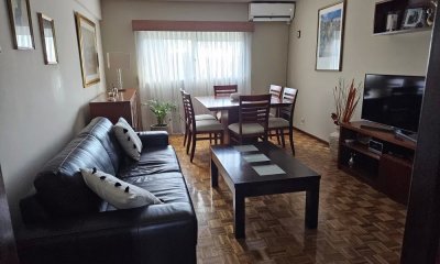 Venta Apto 2 Dormitorios y Cochera Pocitos