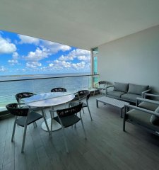 Venta Apartamento 3 dormitorios Fendi Chateau Playa Mansa Punta del Este