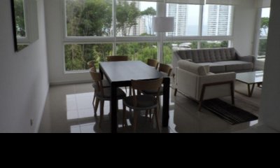 Venta apartamento de dos dormitorios, Punta del Este