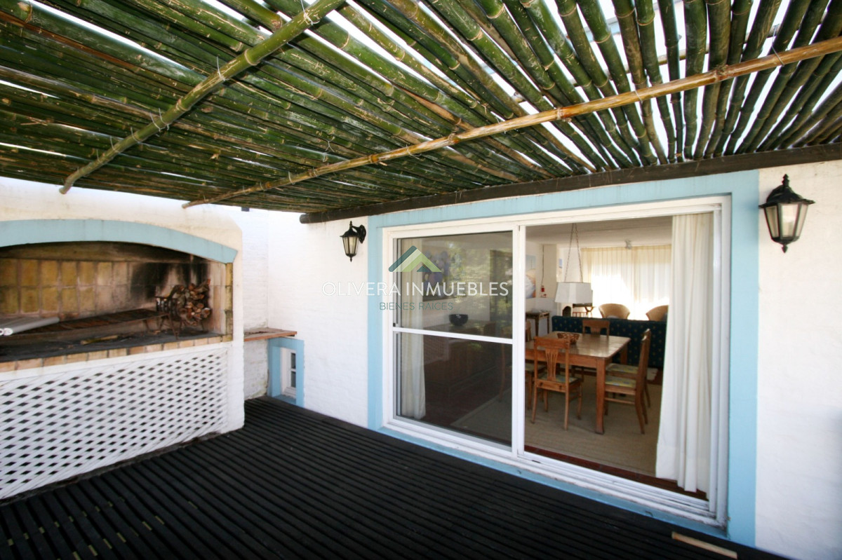 Casa ID.5608 - Alquiler en La Barra