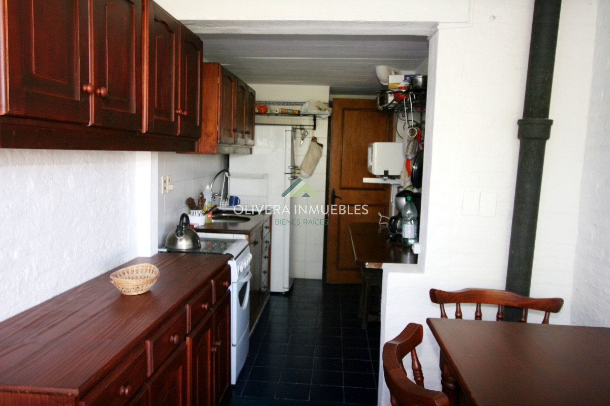 Casa ID.5608 - Alquiler en La Barra