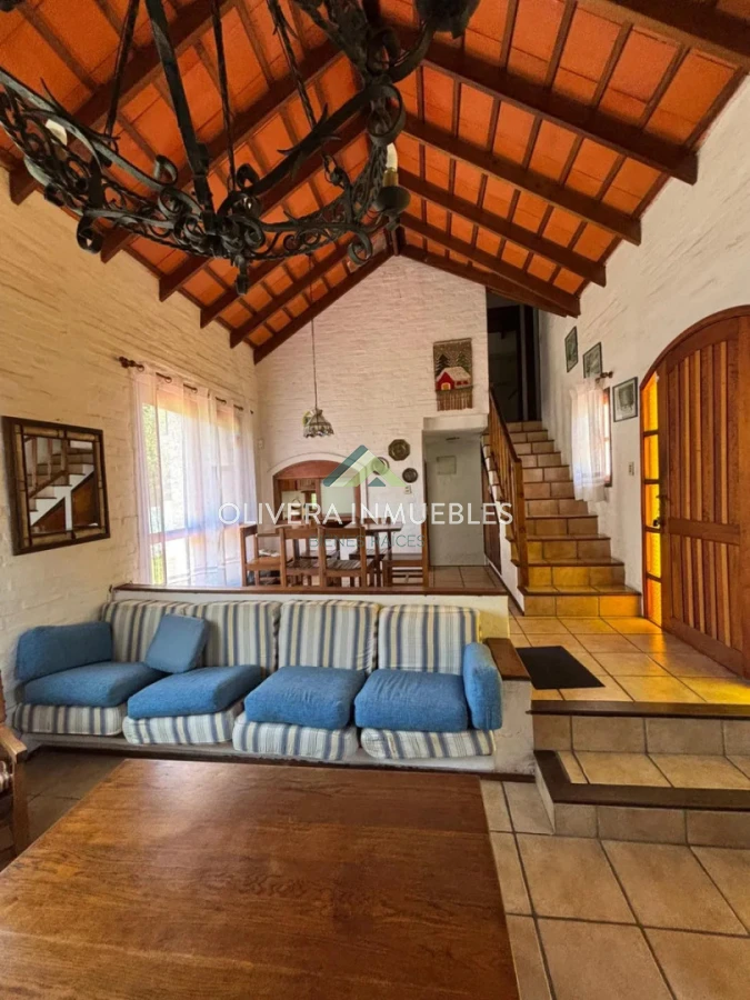 Casa ID.13877 - Chalet en venta, excelente estado en Pinares, Punta del Este
