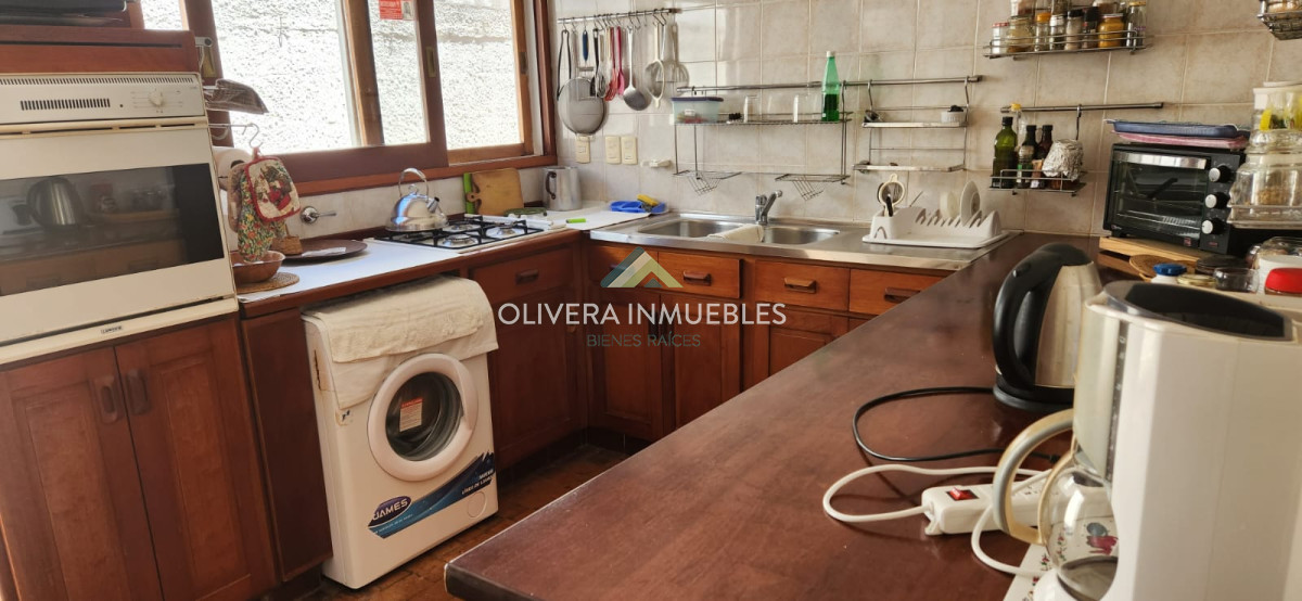 Casa ID.11155 - Casa en alquiler de temporada, zona Cantegril Punta del Este