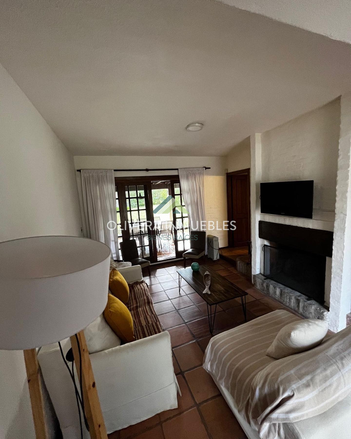 Casa ID.10653 - ALQUILER ANUAL INCLUYE SERVICIOS