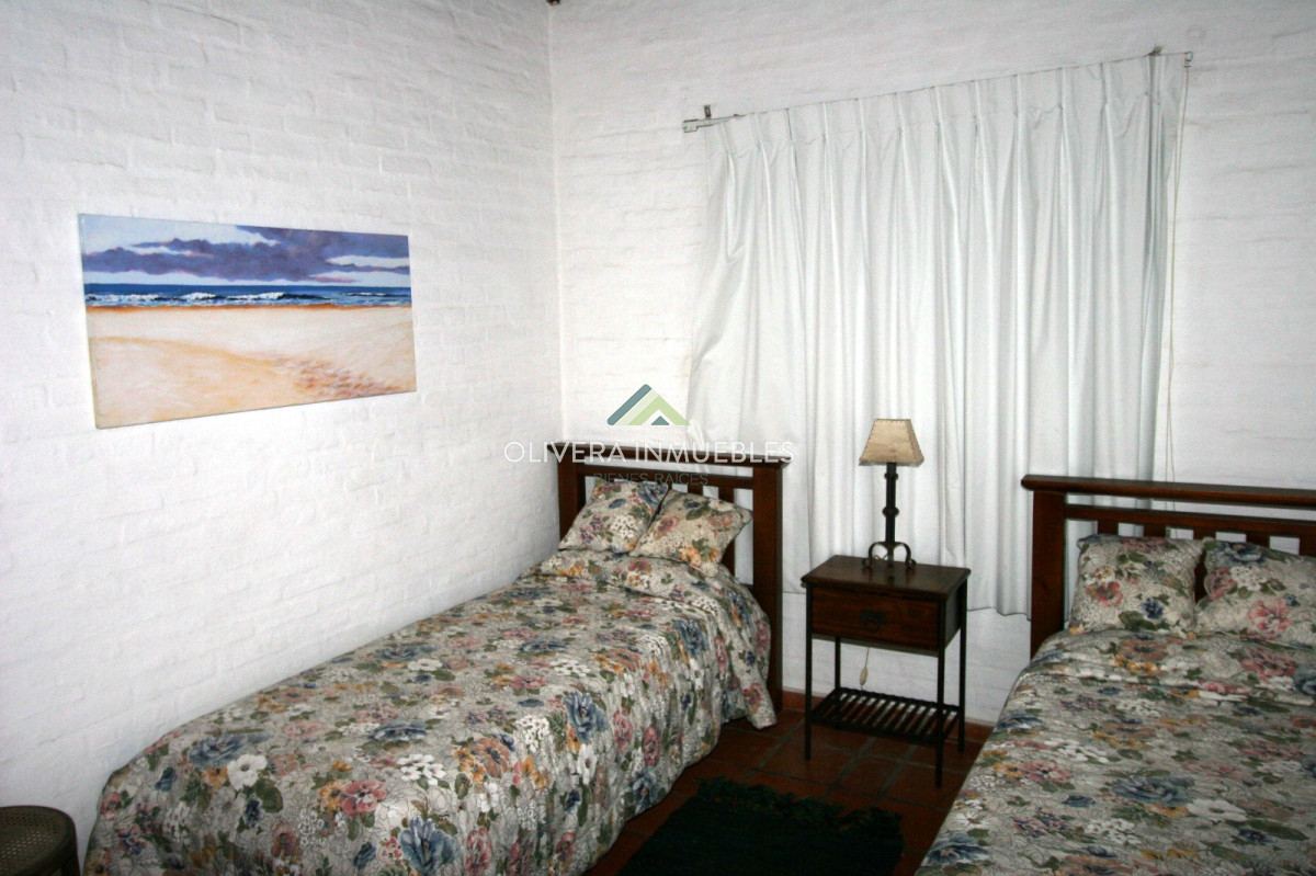Casa ID.5608 - Alquiler en La Barra