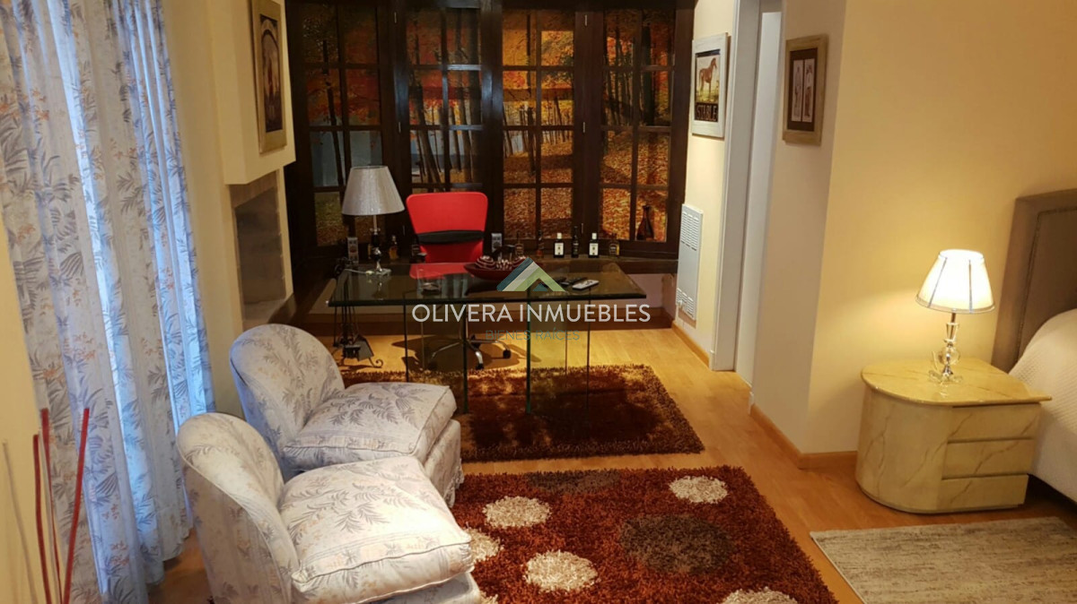 Casa ID.5745 - Hermosa casa en venta y alquiler temporal. 