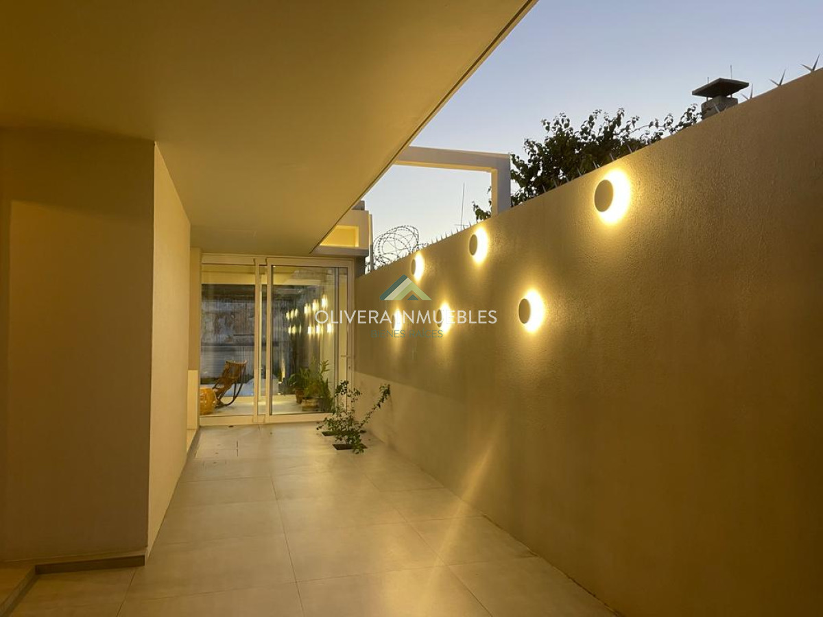 Casa ID.11157 - Exclusiva casa en venta con piscina climatizada,Montevideo