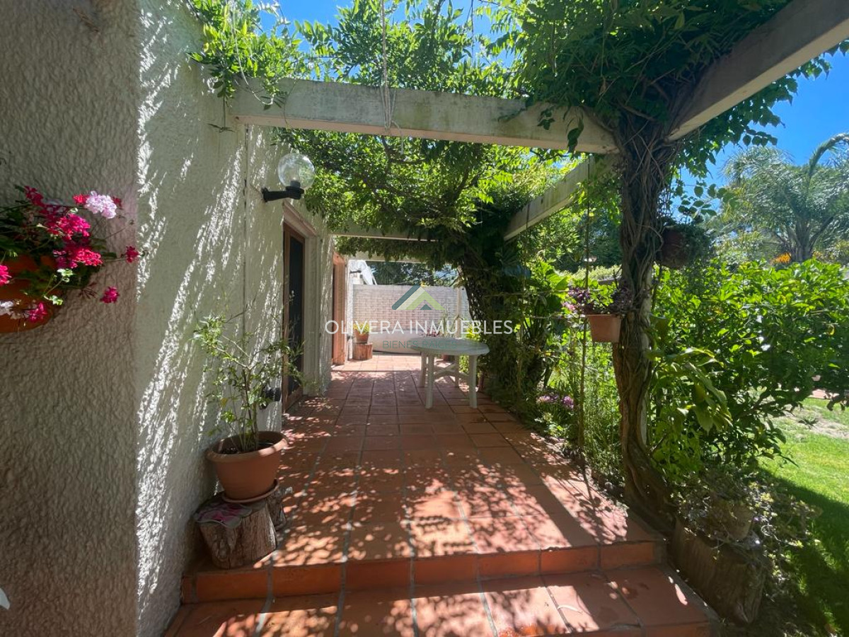 Casa ID.11155 - Casa en alquiler de temporada, zona Cantegril Punta del Este