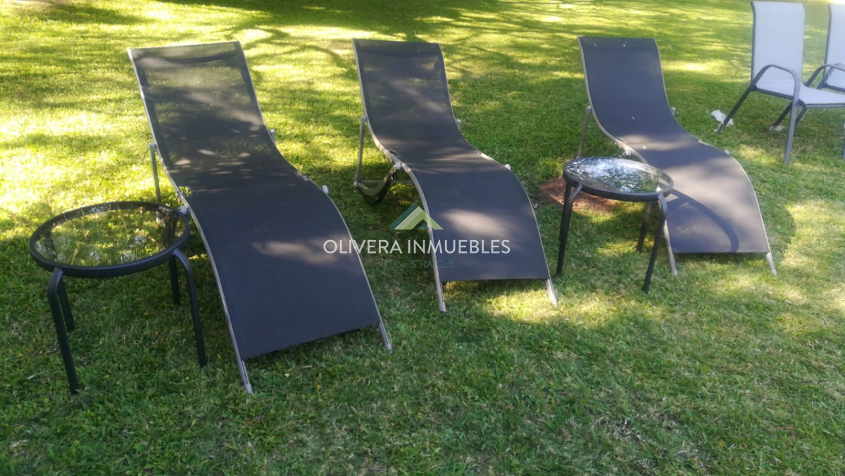 Casa ID.7151 - Alquiler y venta sobre playa mansa. 