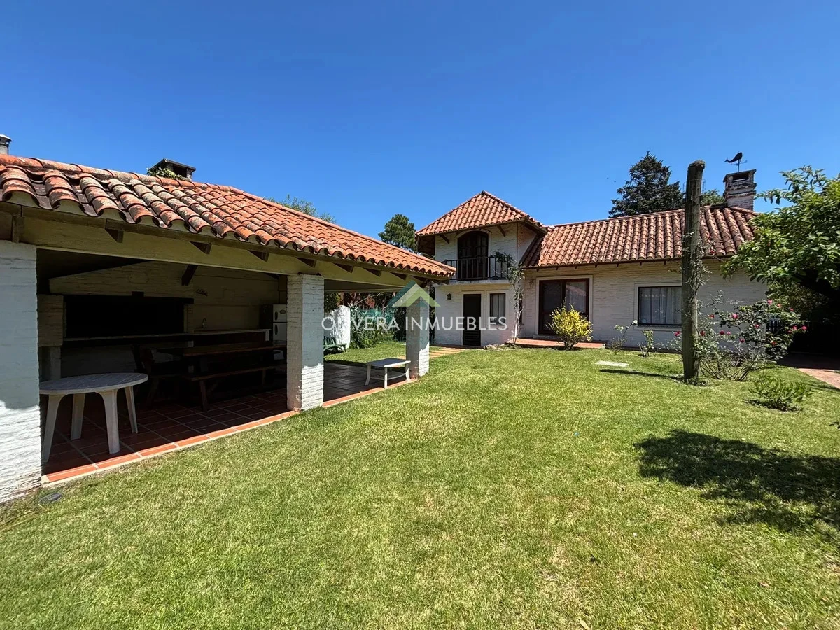 Casa ID.13877 - Chalet en venta, excelente estado en Pinares, Punta del Este