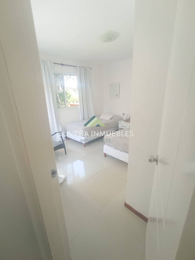 Casa ID.13760 - Hermosa casa en venta, Solanas country-Punta del Este