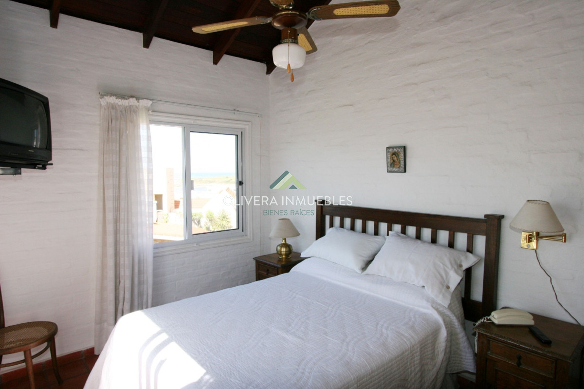 Casa ID.5608 - Alquiler en La Barra