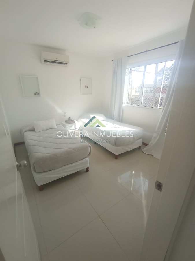 Casa ID.13760 - Hermosa casa en venta, Solanas country-Punta del Este