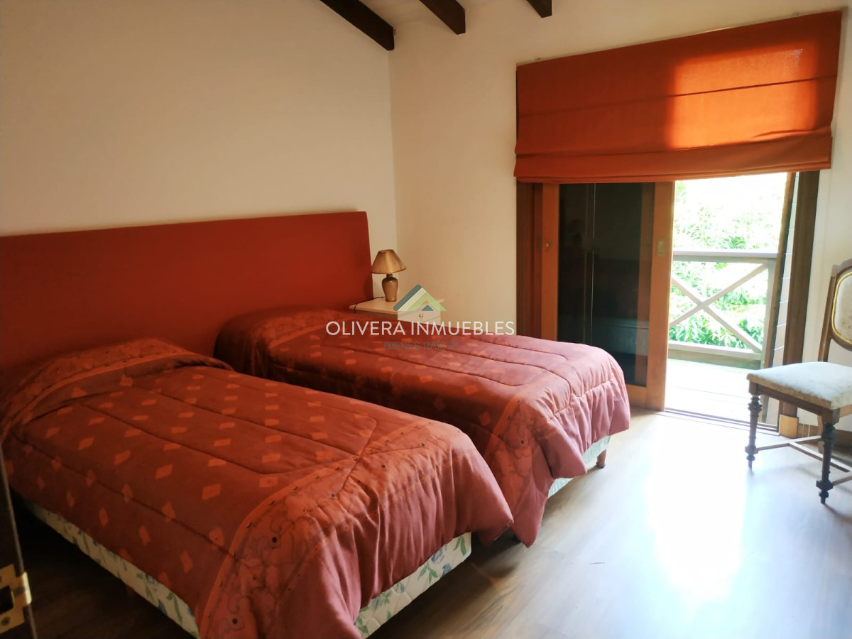 Casa ID.4035 - Casa a metros del mar ALQUILER anual y temporal.