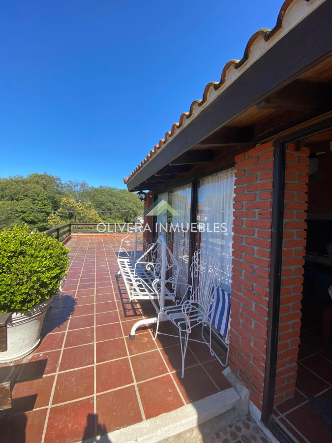 Casa ID.12732 - CHALET EN VENTA 3 DOR Y DEPENDENCIA EN PLAYA MANSA (PUNTA DEL ESTE)