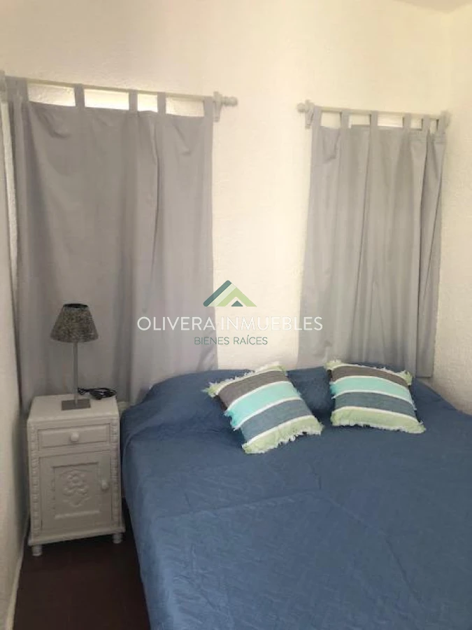 Casa ID.13899 - Alquiler anual a pasos del mar